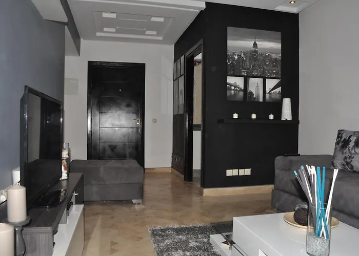 Val Fleuri Apartment With 2 Balconies, Casablanca